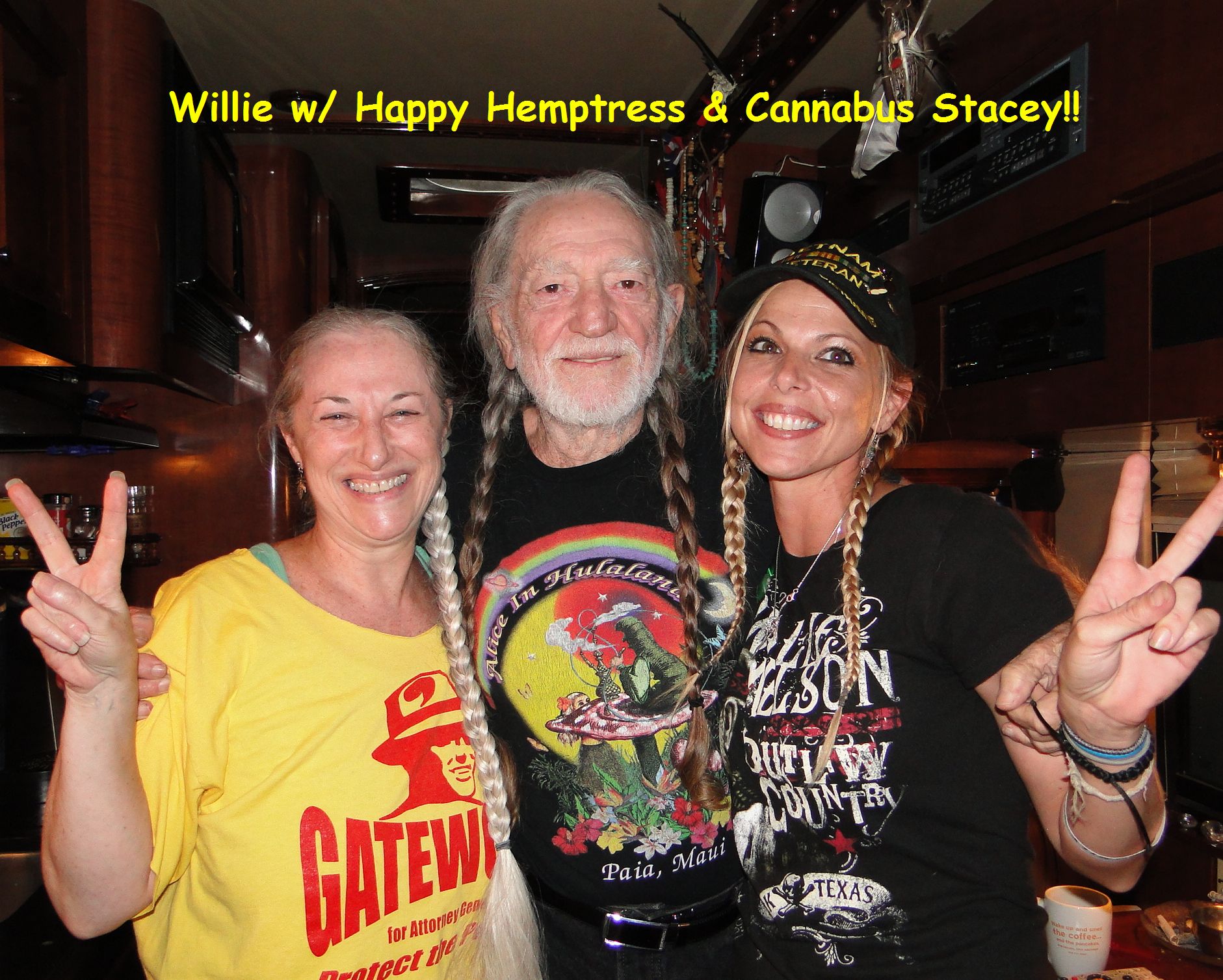 Hemptress, Willie & Cannabus Stacey